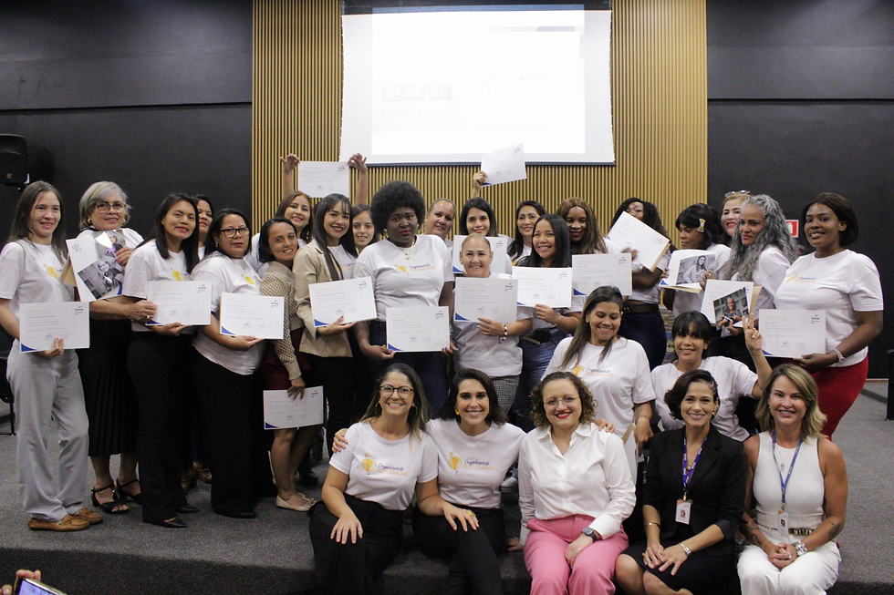 Empoderando Refugiadas forma primeira turma em Brasília e capacita 26 mulheres em atendimento e vendas