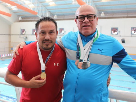 Compite usuario del Tricentenario en el Nacional Master de Natación
