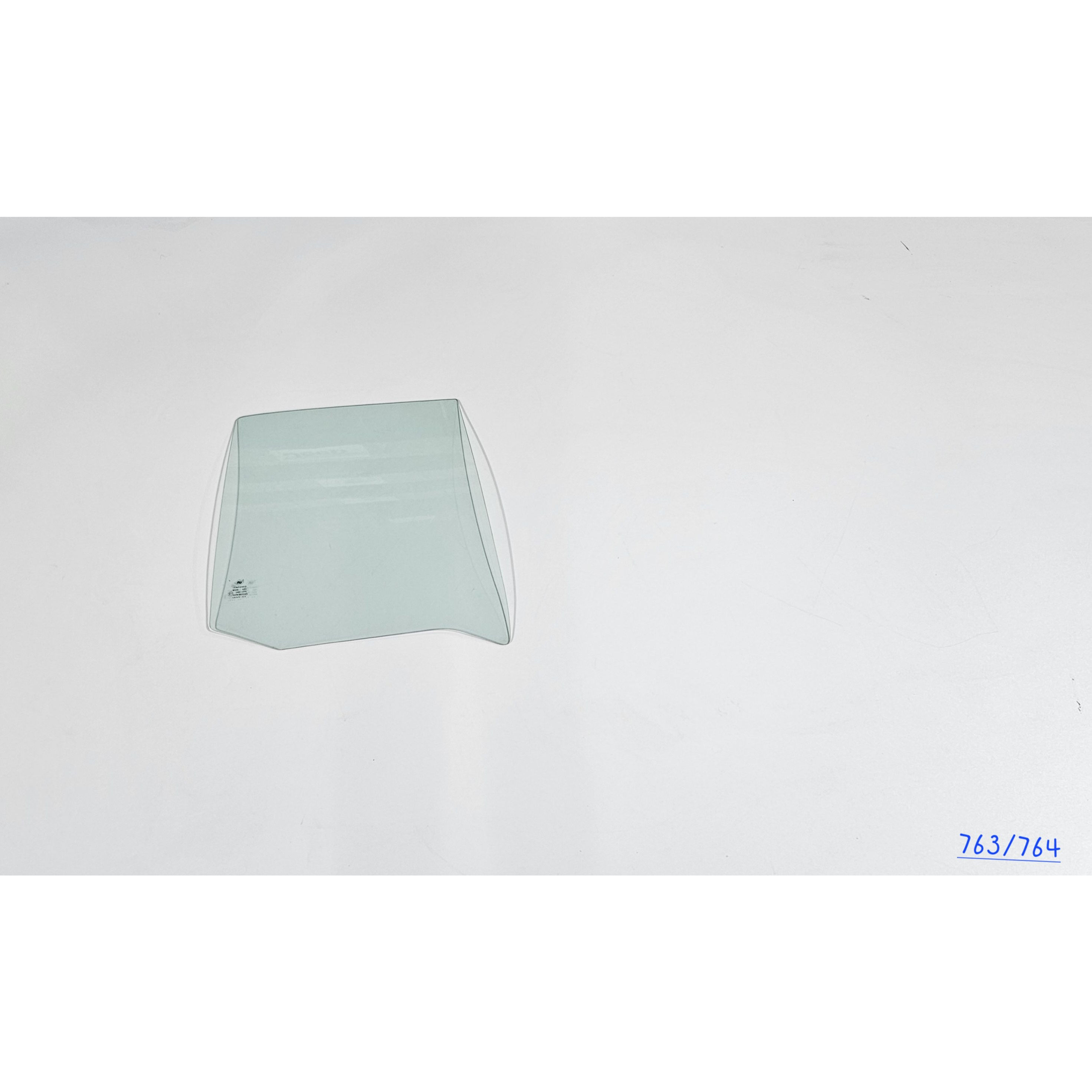 Puerta Trasera Nissan V16 4 Puertas 1990-2010 Verde