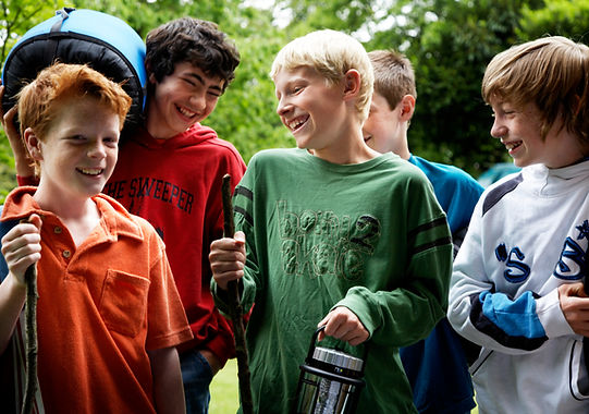 Grupo de amigos que vão em Excursion