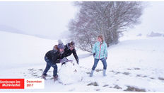 SchneemännInnen im Mühlviertel | Videoproduktion bei Schneetreiben.