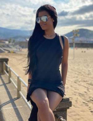 Soy ISABELA, me encanta compartir momentos cálidos y divertidos, tu cómplice ideal para...