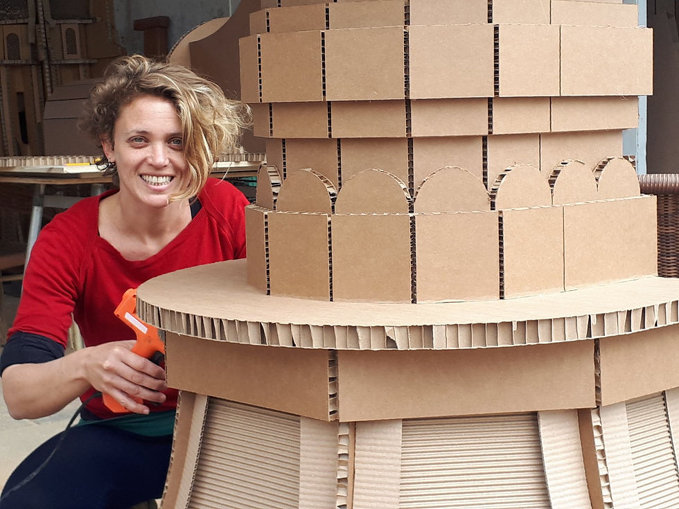 Royal cardboard columns