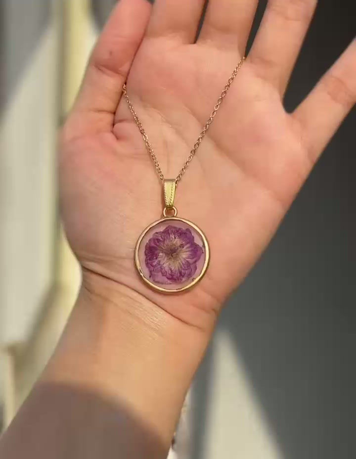 Thumbnail: Blush Bloom Necklace