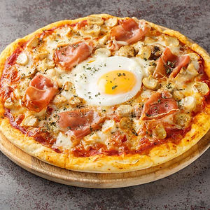 Pizza Bismarck