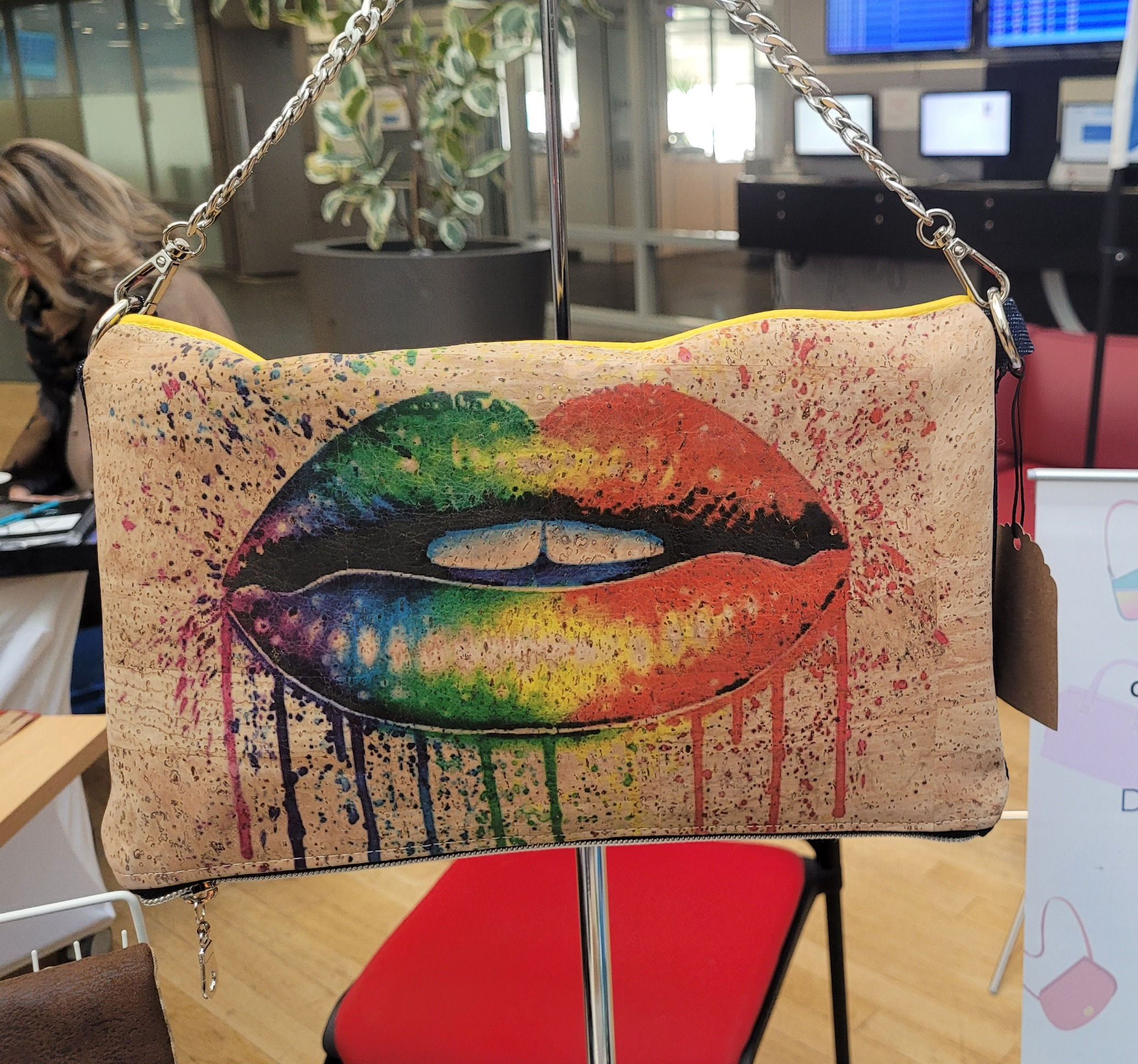 KRANEUZ, le sac à main en liège - BOUCHE