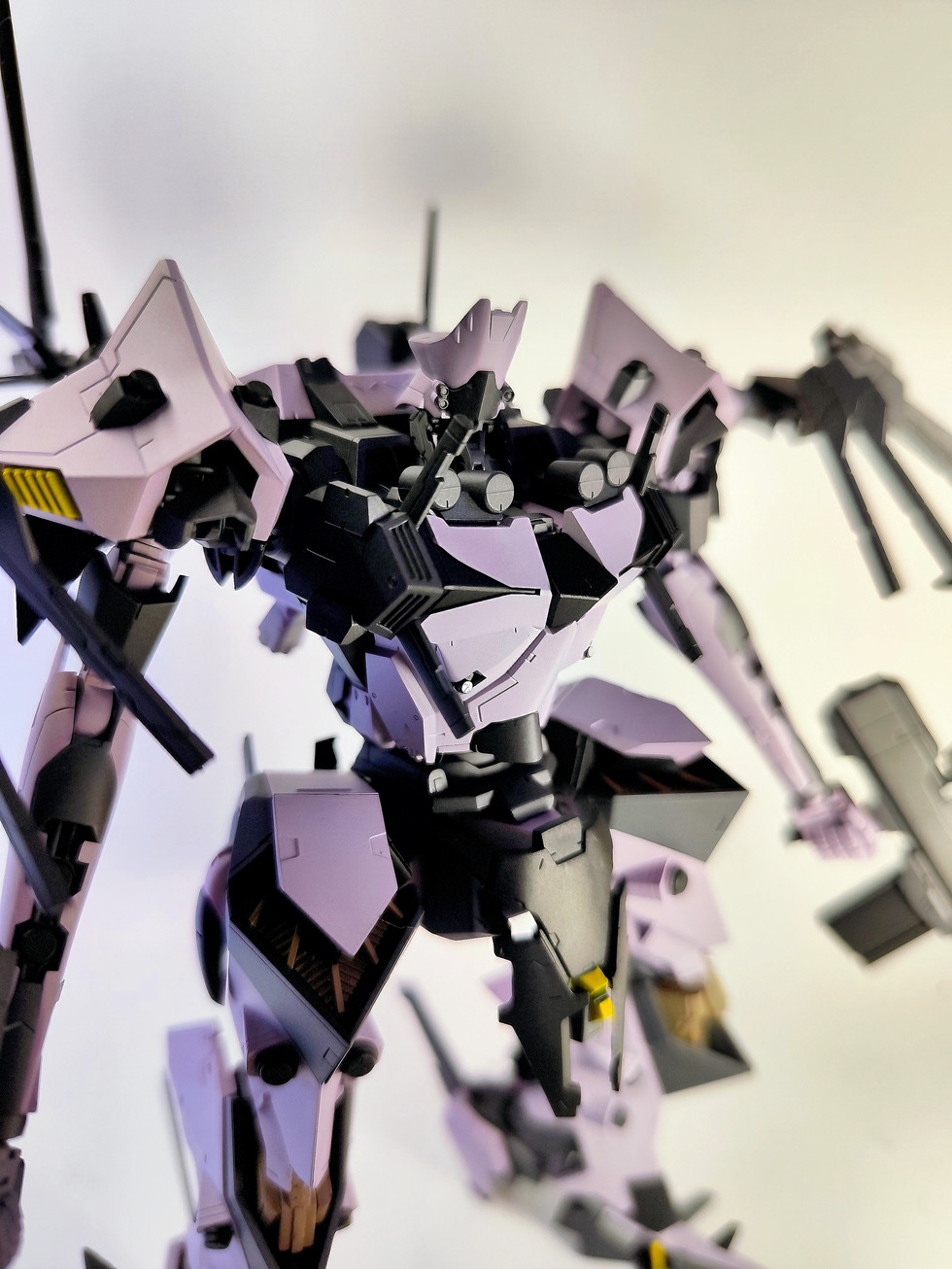 アーマード・コア　アンビエト　全塗装 (3).jpg