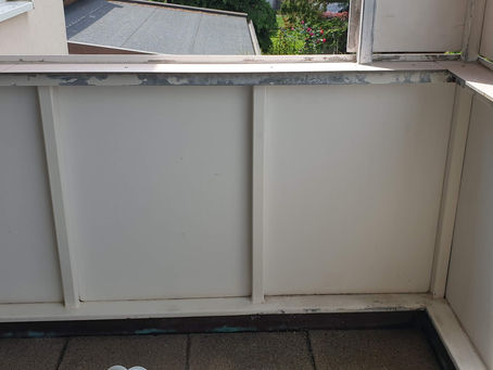 Balkon Metallgerüst neu gestrichen