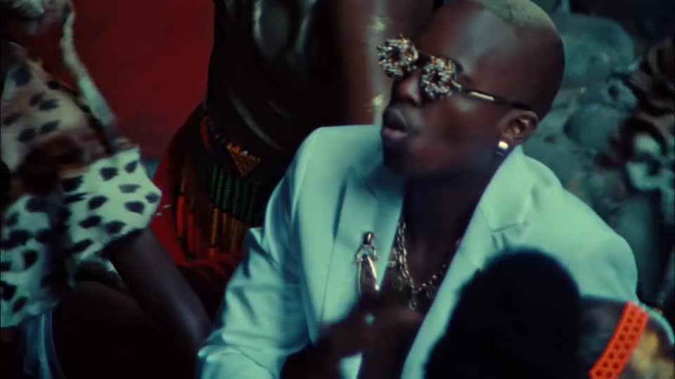 Ciza, Yivule – music video styled by Lethabo Motlatle