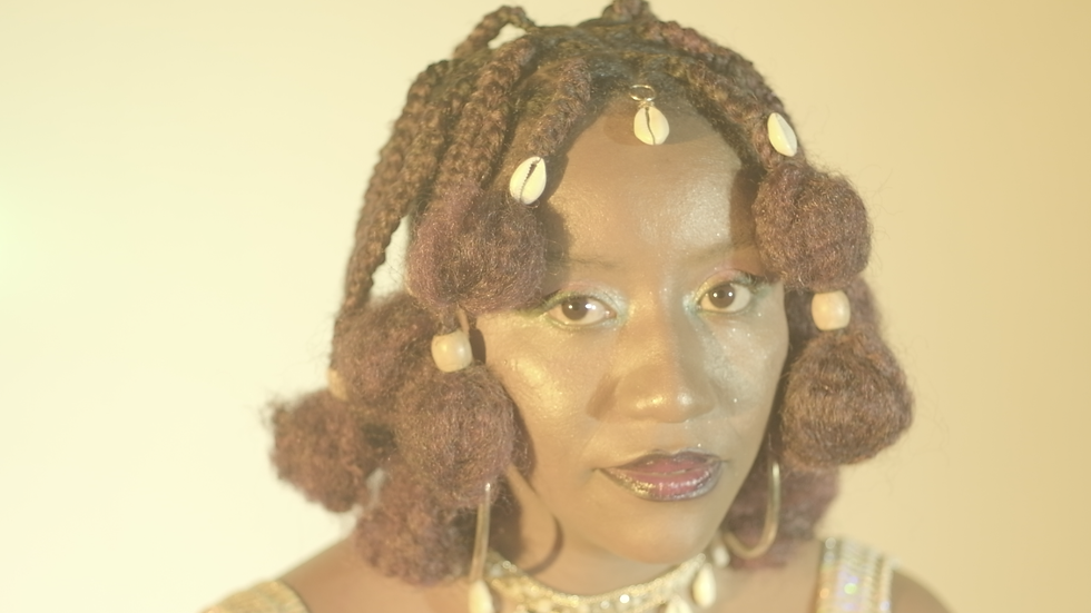 Colorgrading 01 - lavinia antes 01 00183171.png