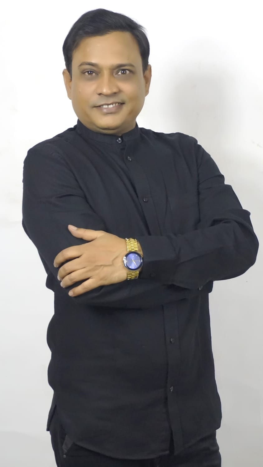 Rajeev Nigam is a comedian.