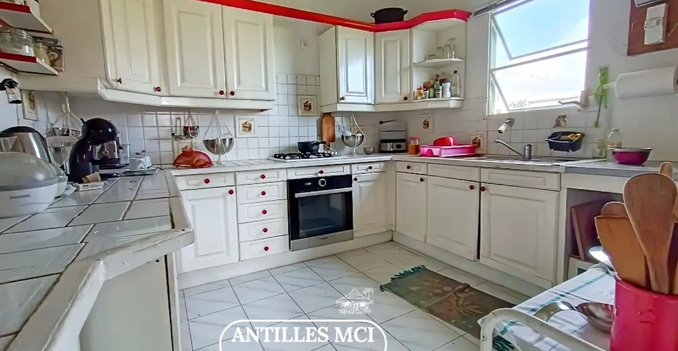 MAISON A VENDRE LE LAMENTIN