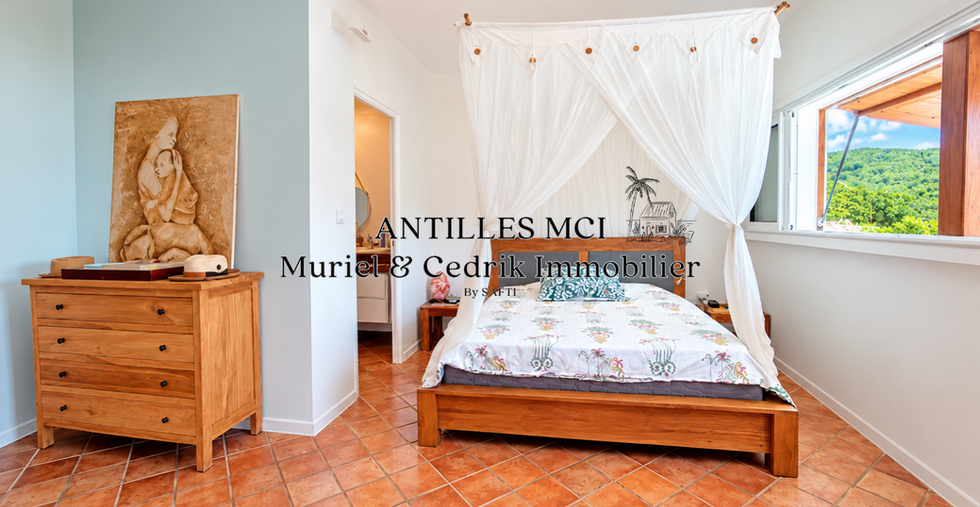 Chambre parentale d'une maison à vendre à Sainte-Luce Martinique avec piscine – Antilles MCI