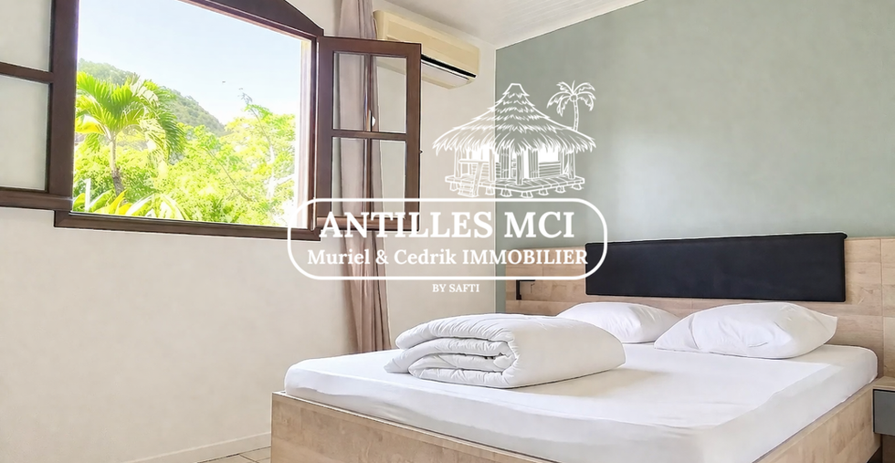 Chambre lumineuse – villa exceptionnelle à vendre au Diamant Martinique – Antilles MCI
