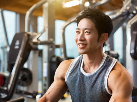 運動健身吃什麼? 想要增肌減脂,吃蛋白質就好? 運動健身八大營養素指南讓你一手掌握健身保健搭配