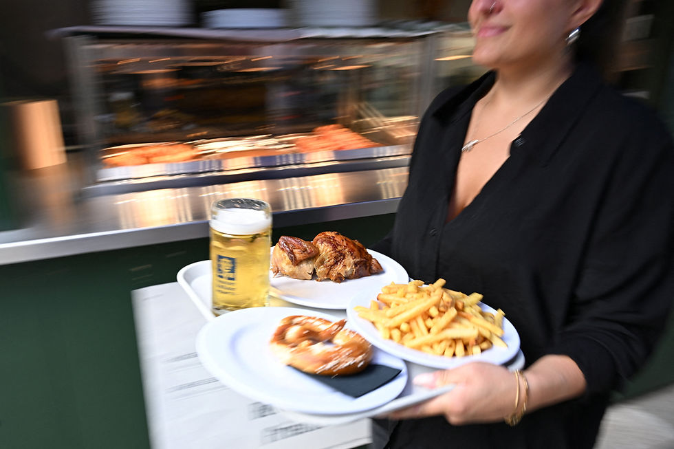 Munich roast chicken vendor struggles with soaring heat