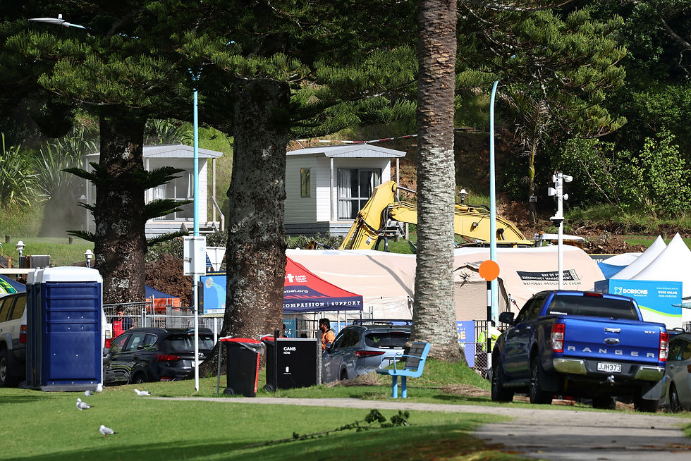 Recovery of New Zealand landslide victims halted on safety concerns