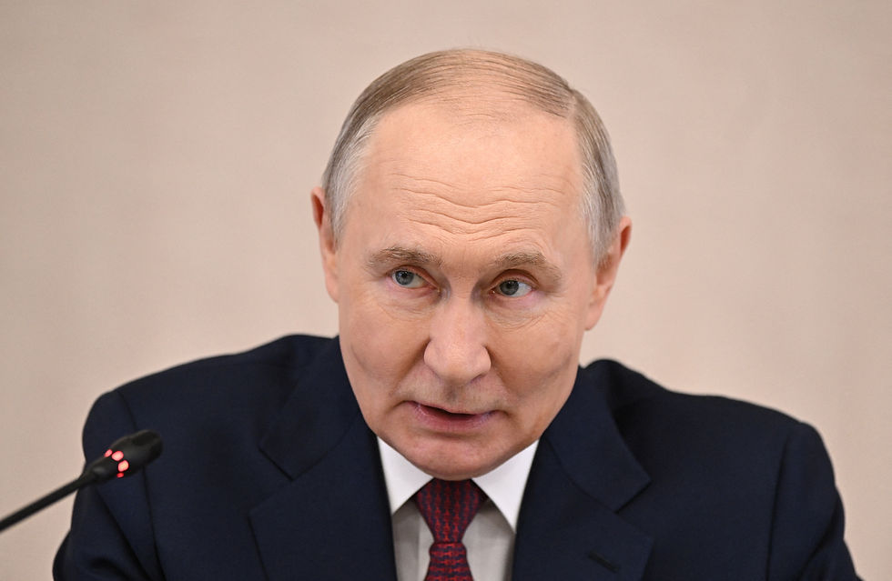 Putin says Russia is ready to do all it can to restore Middle East peace