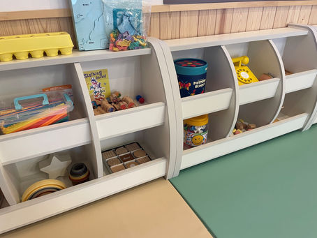 知育玩具たくさん揃いました!