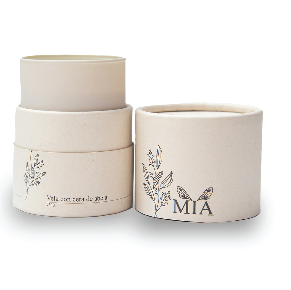 Miniatura: Vela con cera de abeja