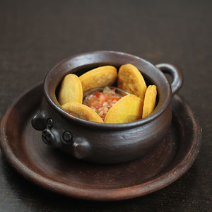 SOPAIPILLAS CON PEBRE
