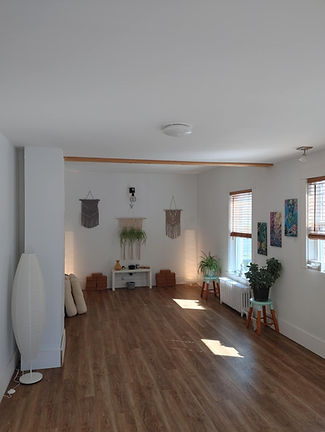 Salle de yoga et locations diverses