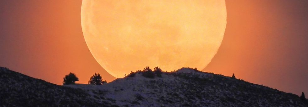 Moon rising over the Wasatch mountains in Utah_edited_edited.jpg