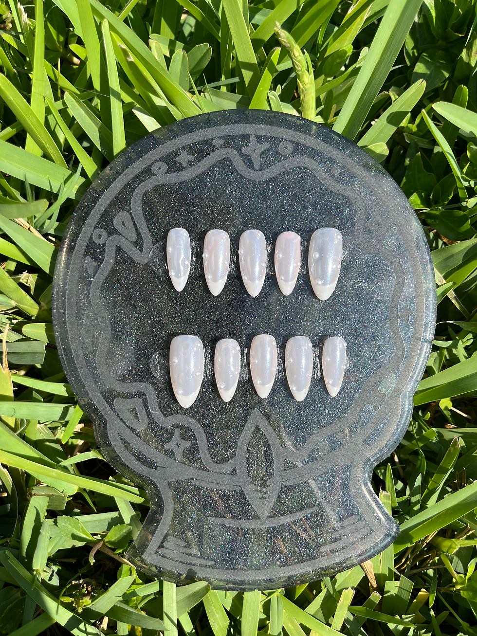 Thumbnail: Pearl Chrome Frenchies