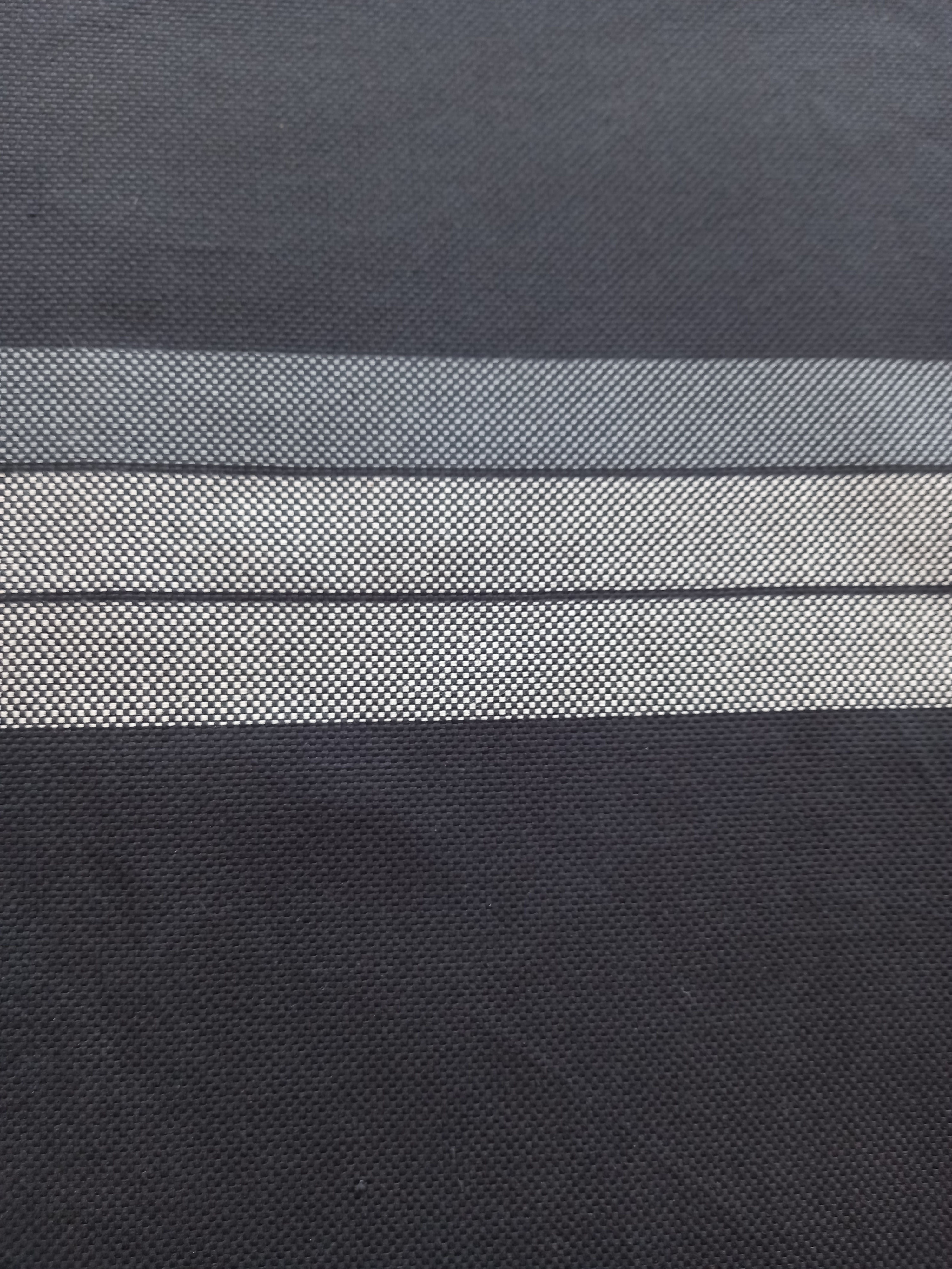 STOFF Golf 2 GTI Bj 1984 Vorfacelift Silber-Schwarz gestreift Regenbogen