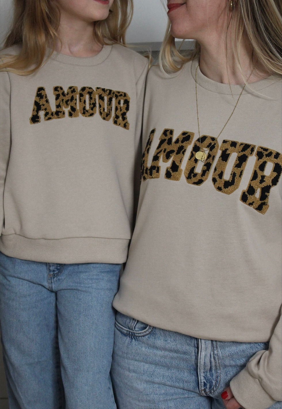 Miniature : Sweat AMOUR - femme 