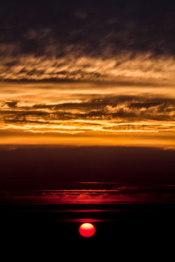 2016年05月16日 夕陽と立体感のある雲たち