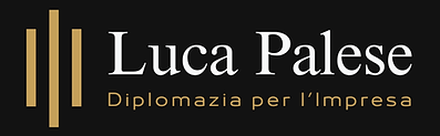 Logo di Luca Palese con il payoff "Diplomazia per l’Impresa". Il design presenta tre linee verticali dorate di diverse lunghe