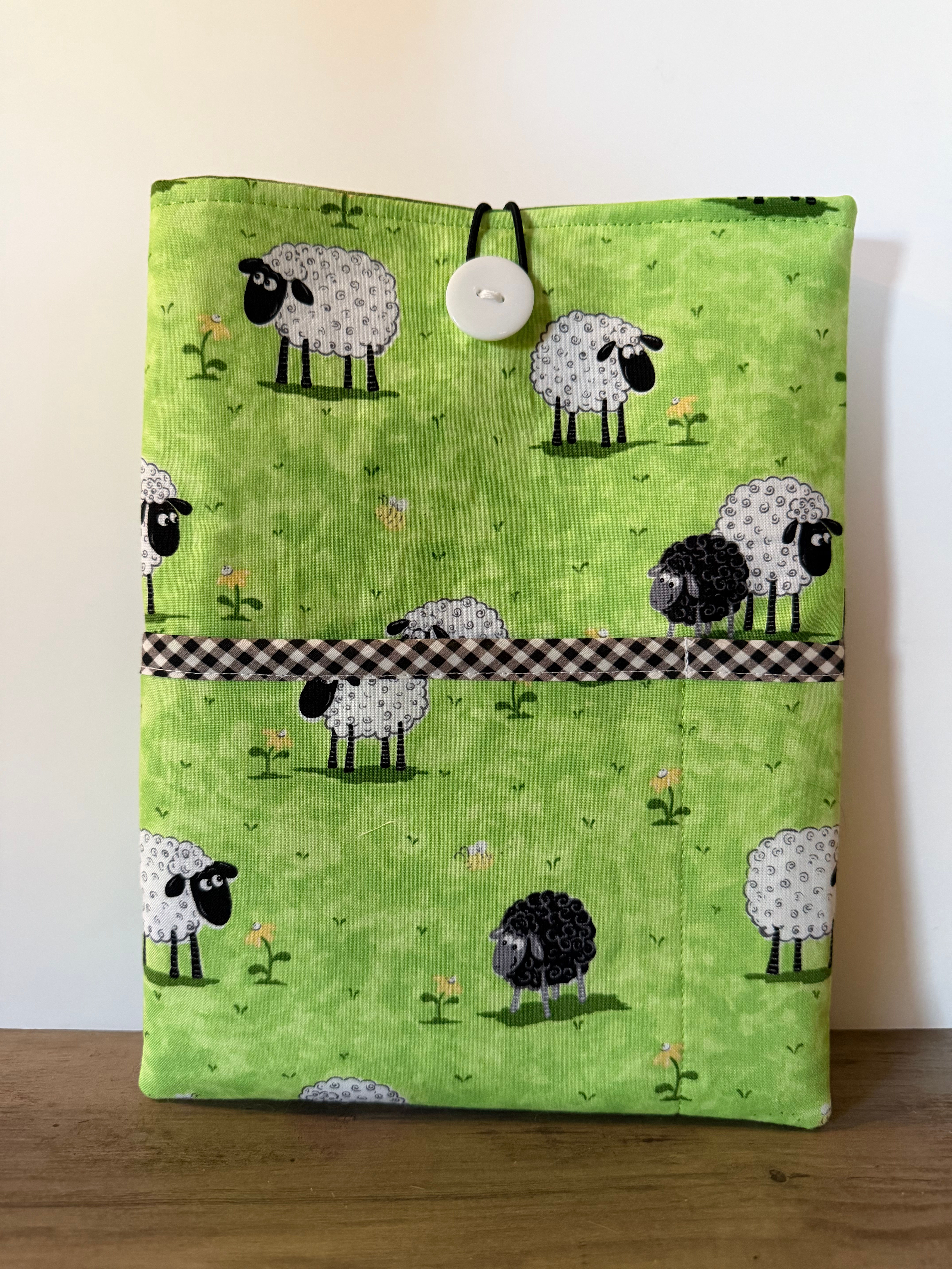 Medium Book Sleeve, Sheep