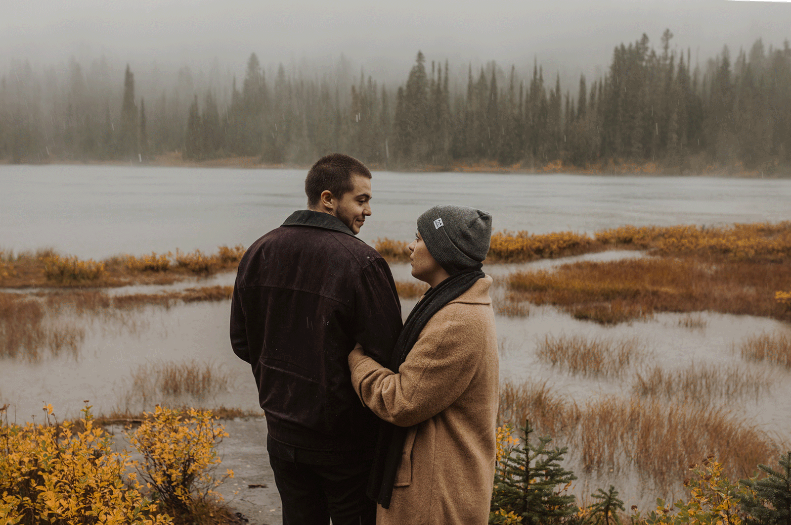 lake-kiss.gif