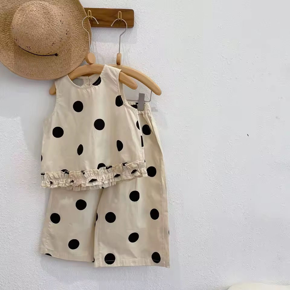 Thumbnail: Polka dot frill set 