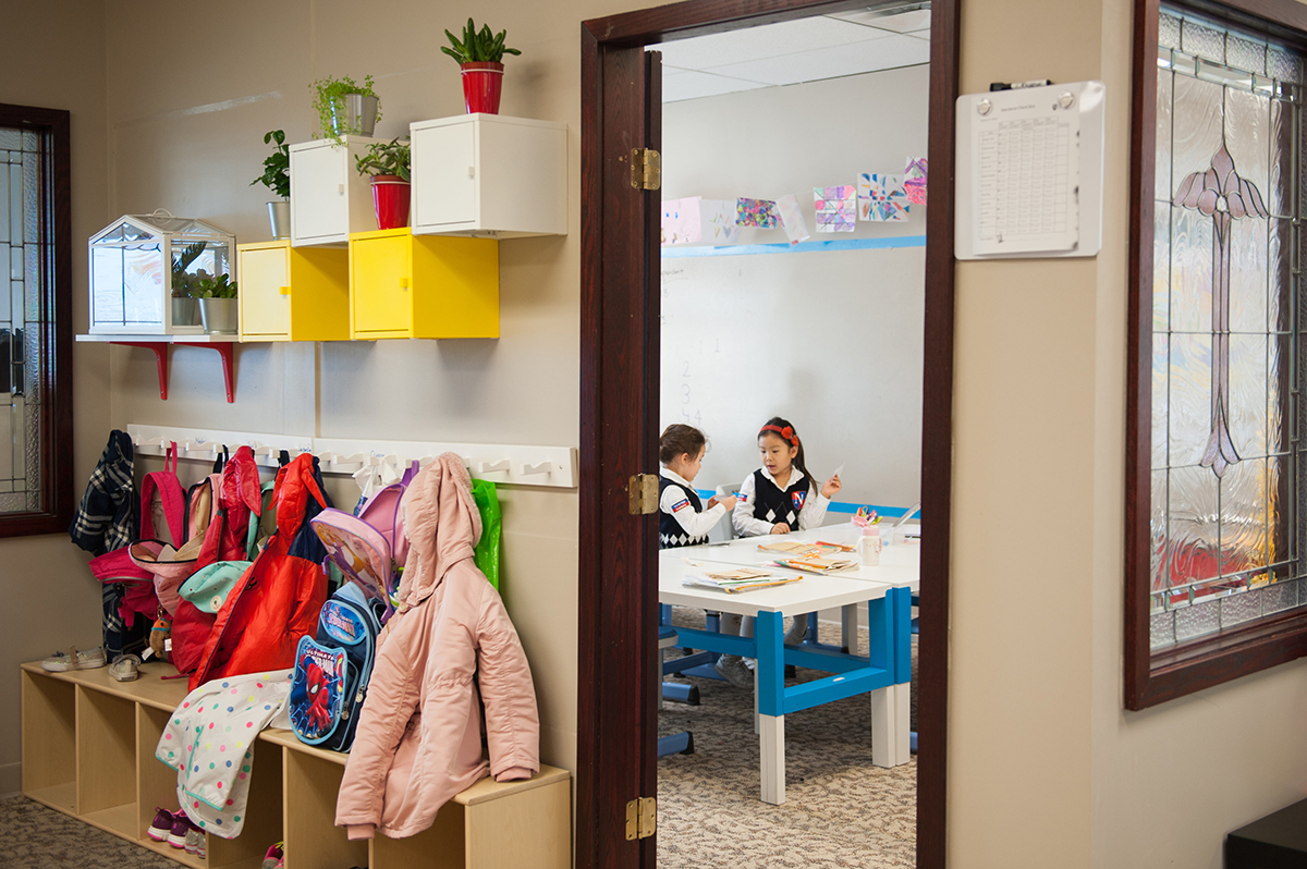 About Surrey Newbridge Academy English Mandarin School