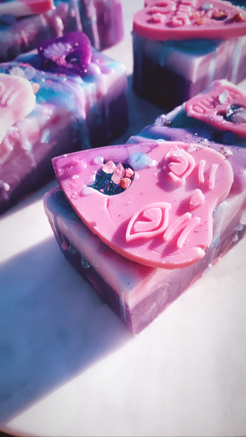 Thumbnail: 𝓞𝓾𝓲𝓳𝓪 𝓦𝓲𝓹 ⋓ Apple Rose Lavender Whipped Soap Bar