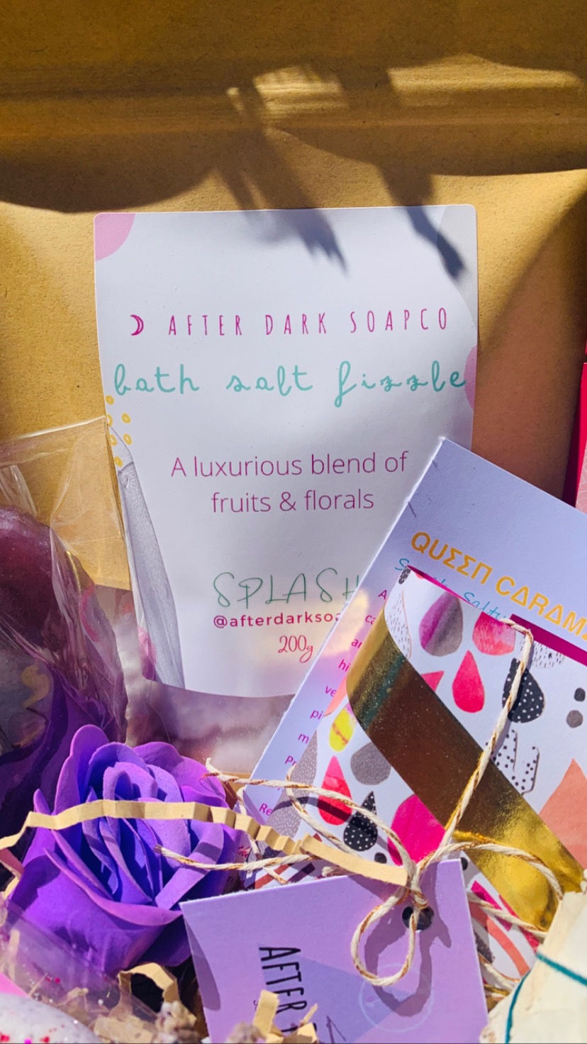 Thumbnail: ǤѲDDΞƩƩ ＬＵＳＨ БΛТH   ☽  SMUDGE HAMPER BOX