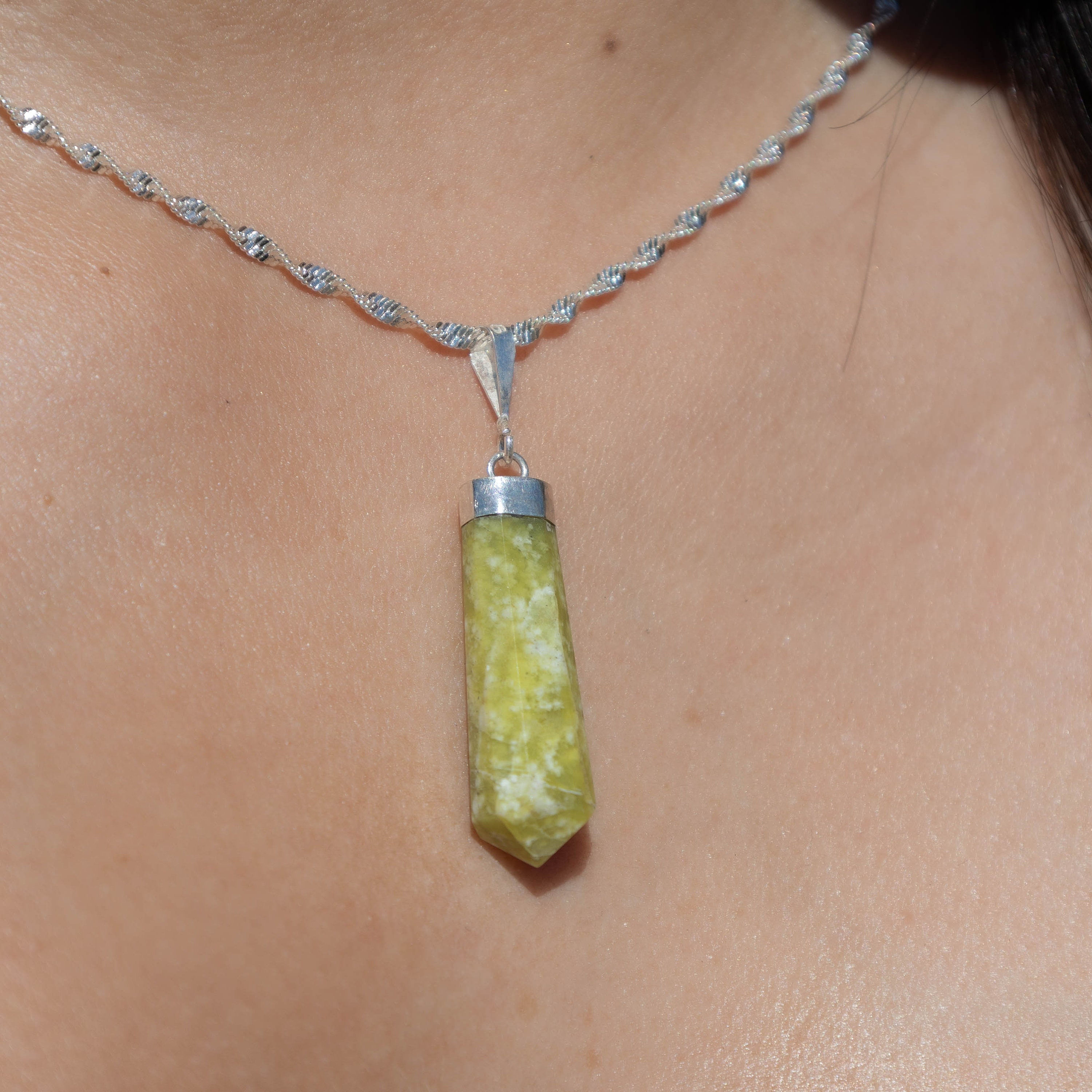 Serpentine Pointed Pendant (Variety)