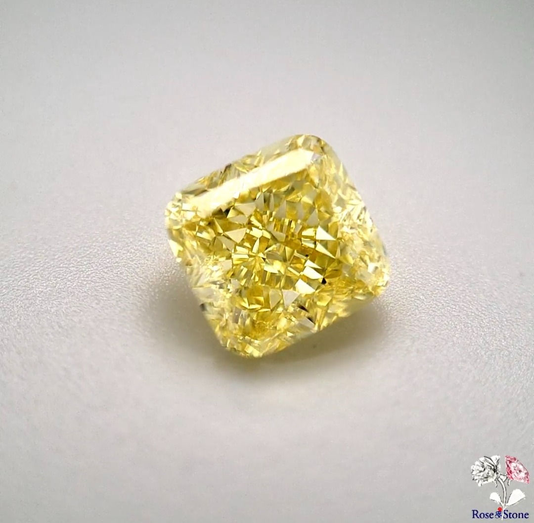 2.43 ct Fancy Intense Yellow Vs2 ex vg