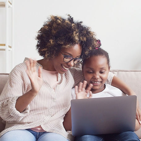 Child receiving online speech therapy in Washington to work articulation skills