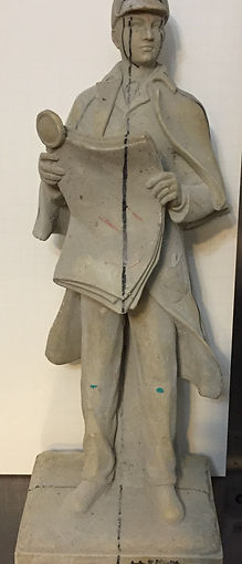 Cropped Statue Macquet.jpg
