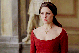 Annabel Scholey.gif