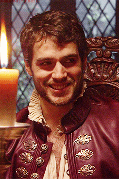 Henry Cavill, 30 años.gif