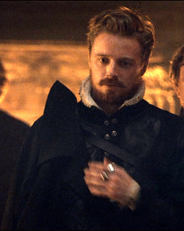 Jack Lowden, 26 años.gif