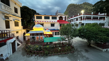 Ashram original