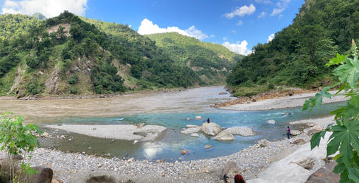 encontro dos rios Him e Ganges