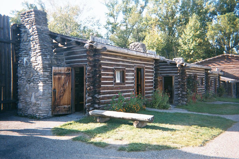 Fort Boonesborough State Park Kentucky log cabins and reconstructed frontier fort settlement