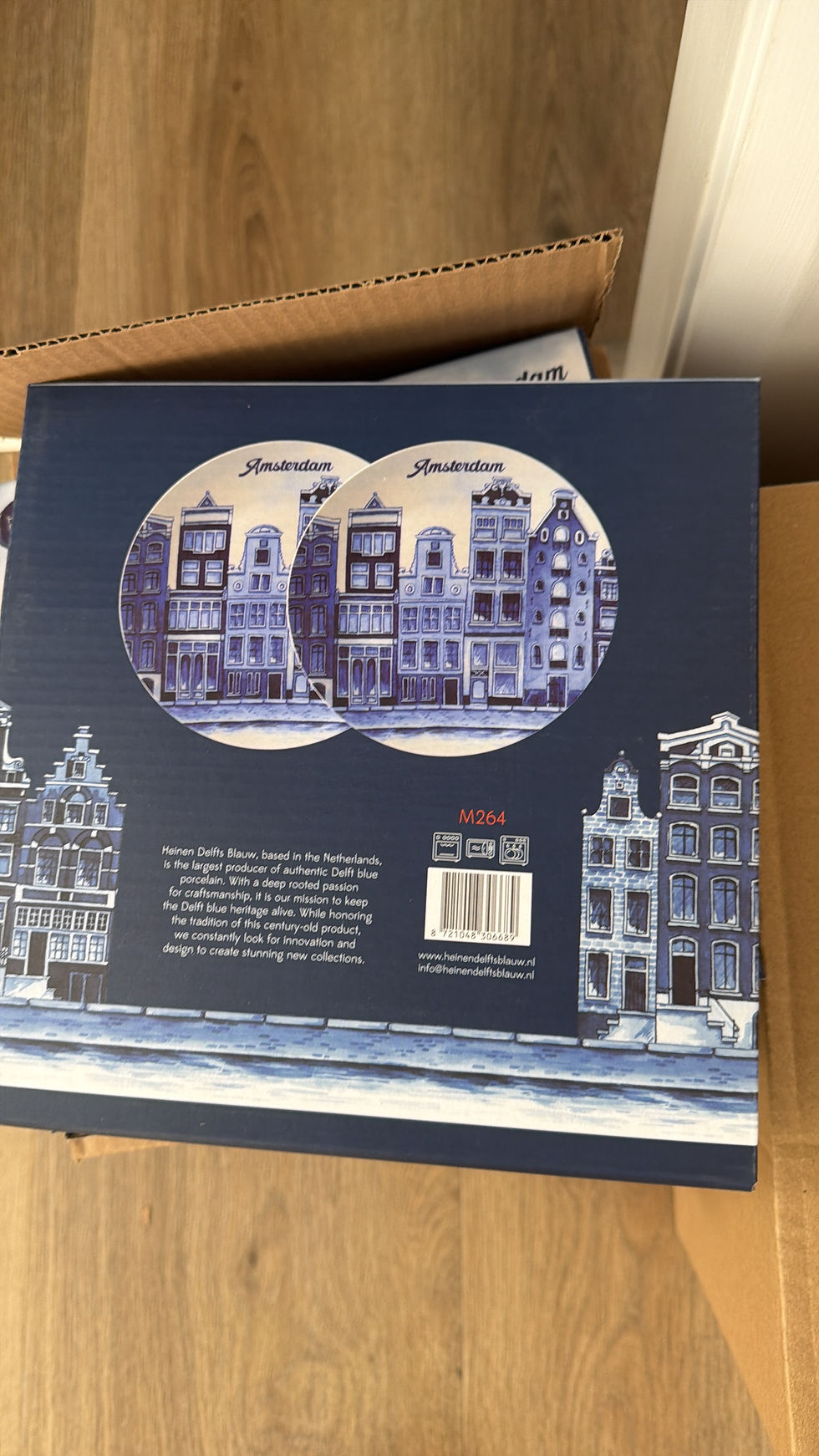 Thumbnail: Dutch Delftblue Breakfast plate set of 2