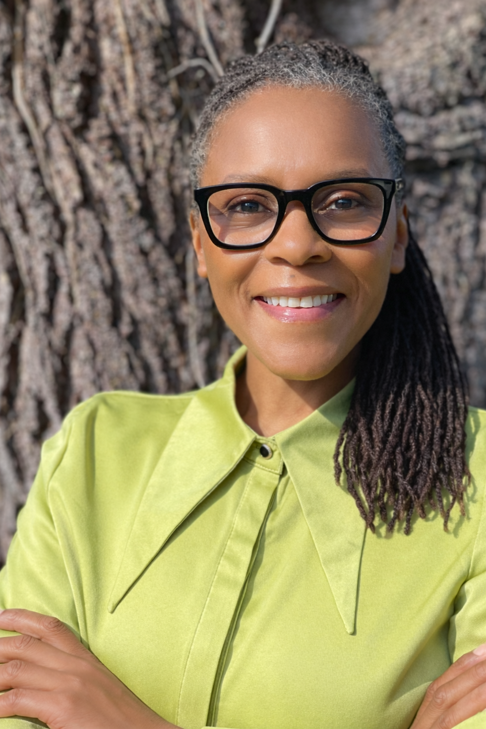 WOMEN IMPACTING THEIR COMMUNITIES